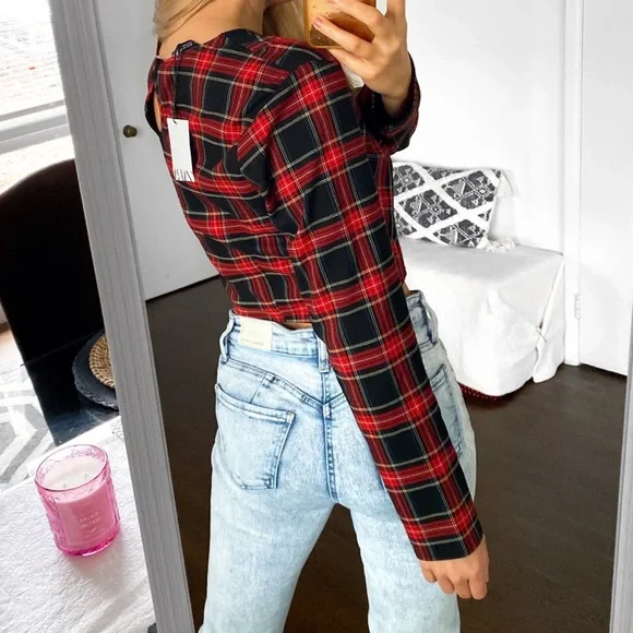 β€οΈ ZARA RED BLACK PLAID LONG SLEEVE CROP TOP! - Picture 3 of 13